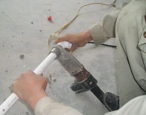 天山漏水维修电话