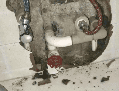 天山卫生间漏水维修公司专业为您介绍下天山查漏水的服务流程是怎么样的。首先需求找专业的师傅走效